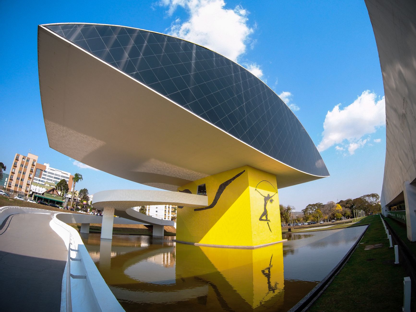 museu oscar niemeyer