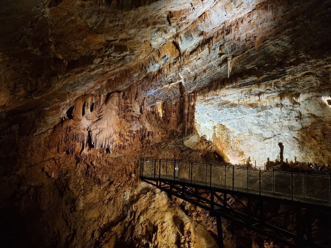 Gruta do Bacaetava
